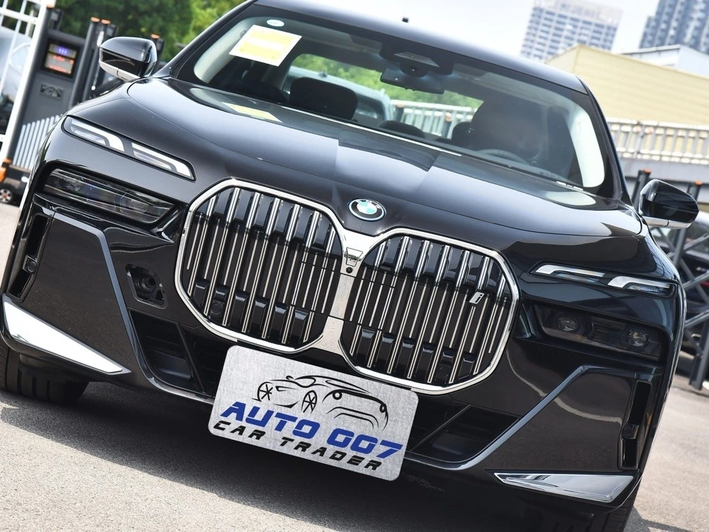 BMW i7 battery life